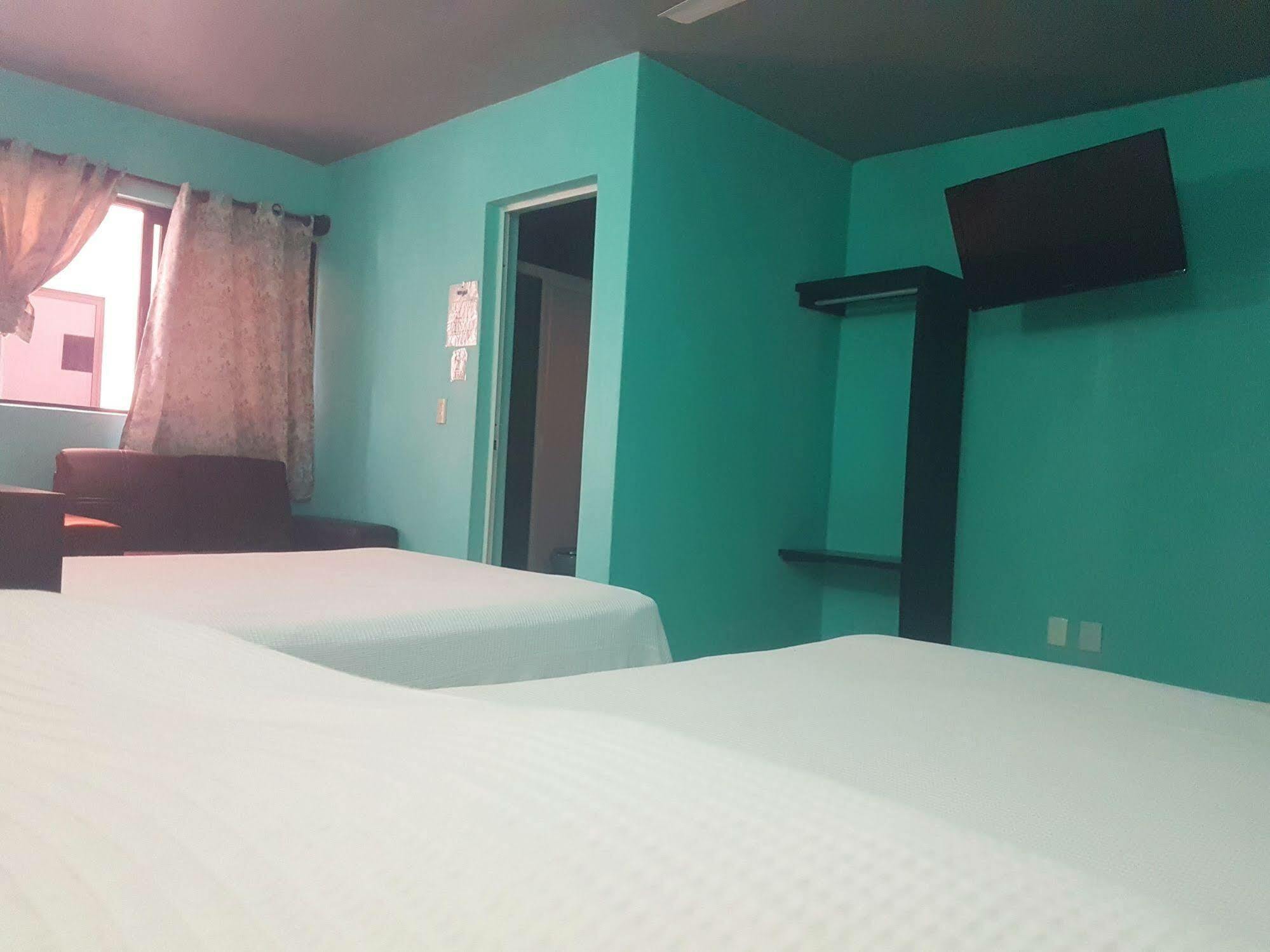 Hotel Jardin Cancun Exterior photo